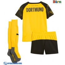 Fotballdrakt Barn Borussia Dortmund Hjemmedraktsett 2025-26 Kortermet (+ Korte bukser)